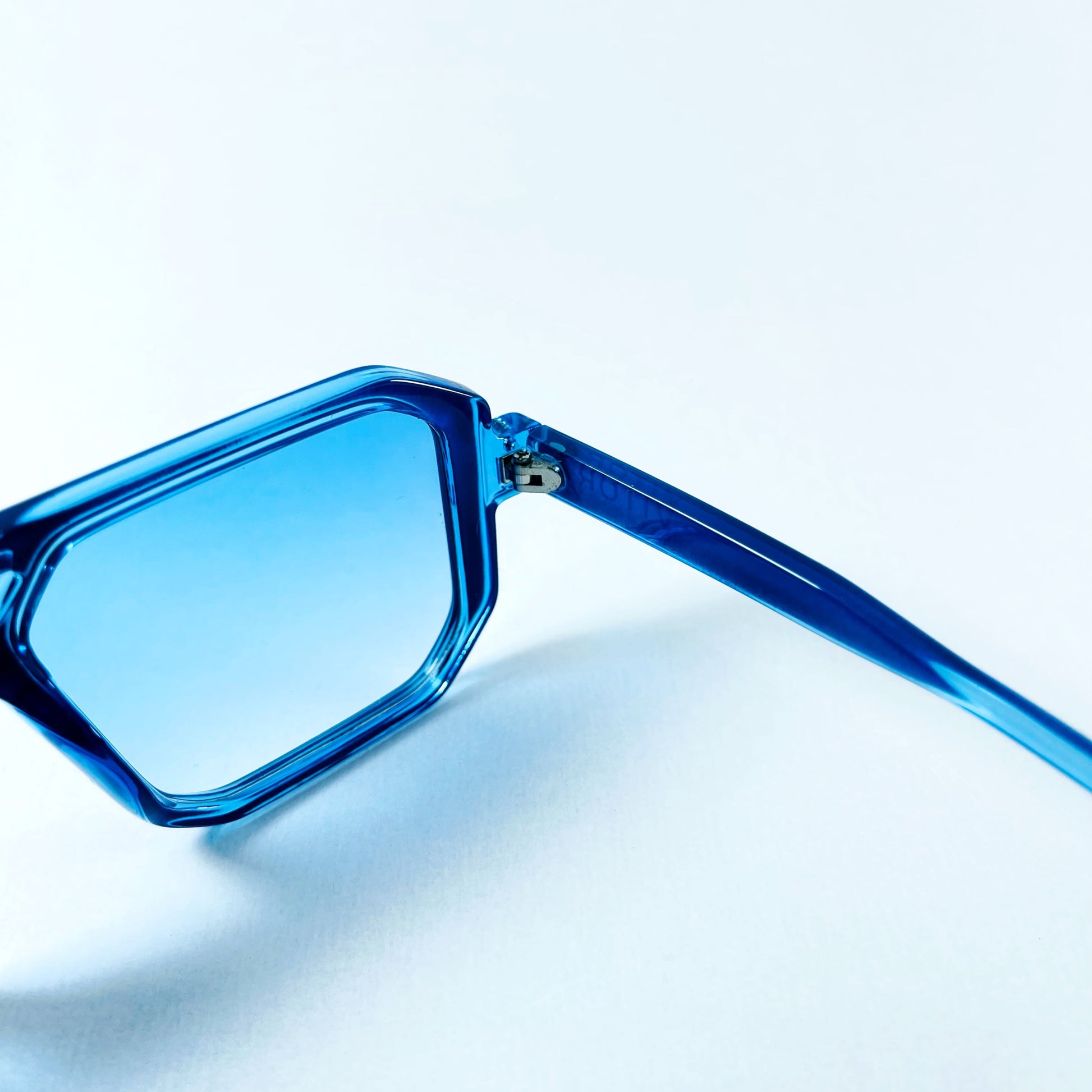 STRATUS BLUE 1